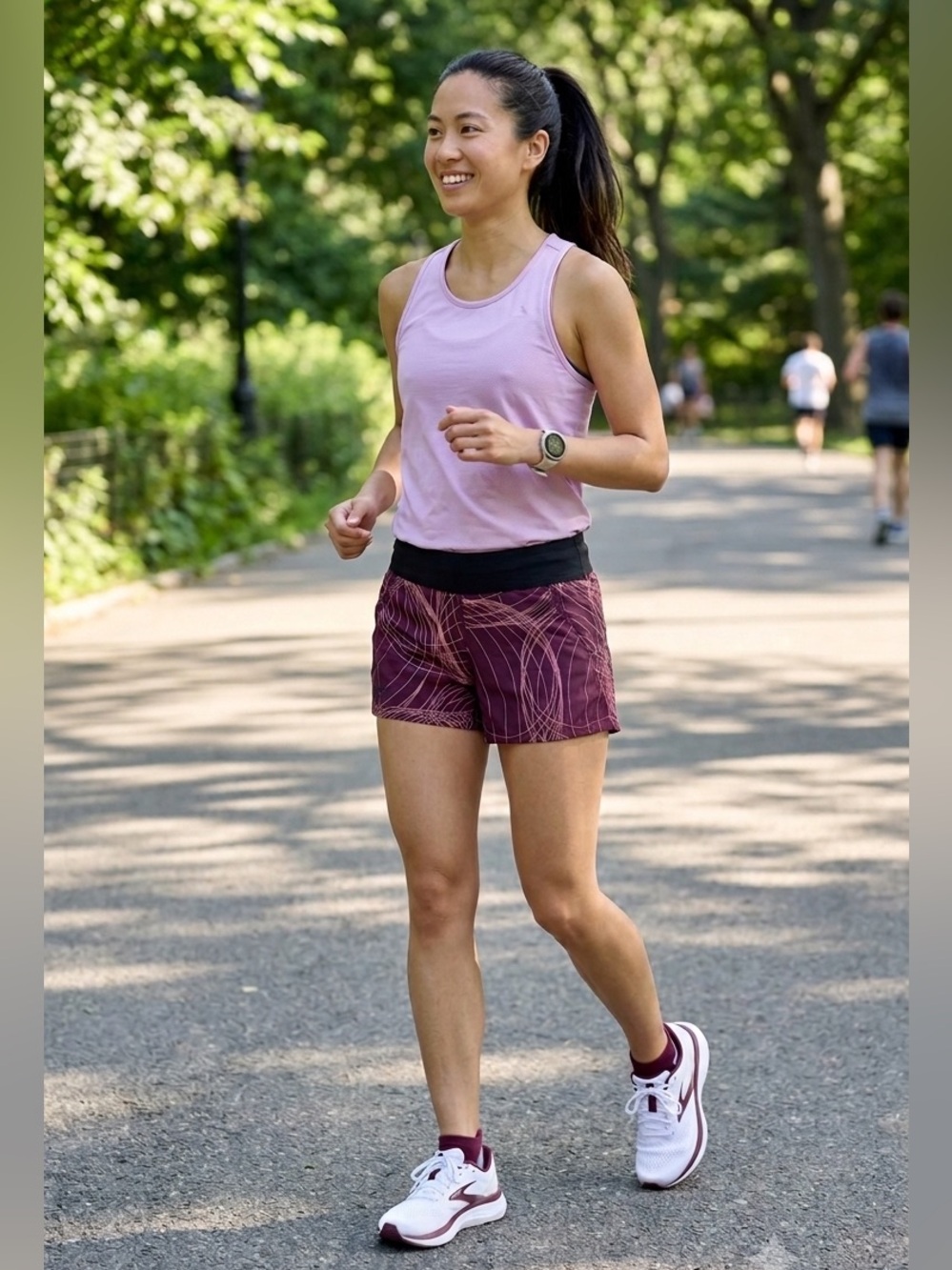 Craft Core Essence Training Hot Pants Burgundy Athletic Shorts NWT Women’s M